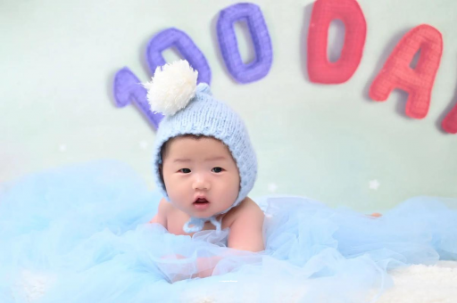 石狮怀孕多久才显肚子 石狮怀孕多久才显肚子